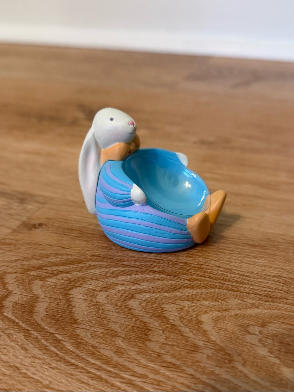 Vintage Avon  Gift Collection Eggs-To-You Egg Holder Bunny Seated